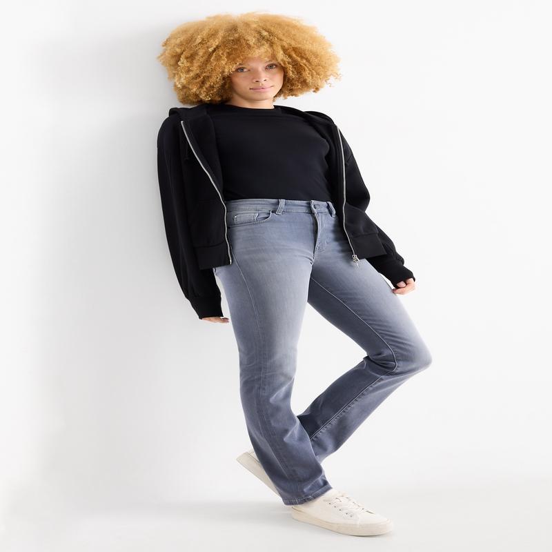 Straight jeans - mid-rise waist - denim-light gray