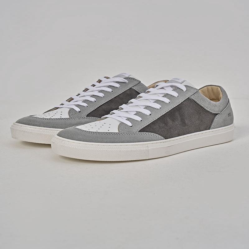 009 SUEDE SNEAKERS IN GREY
